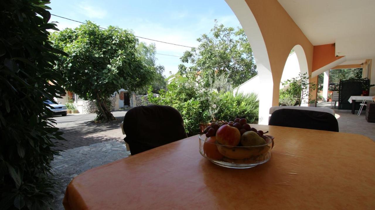 Apartments Kirincic Sveti Vid-Miholjice ภายนอก รูปภาพ