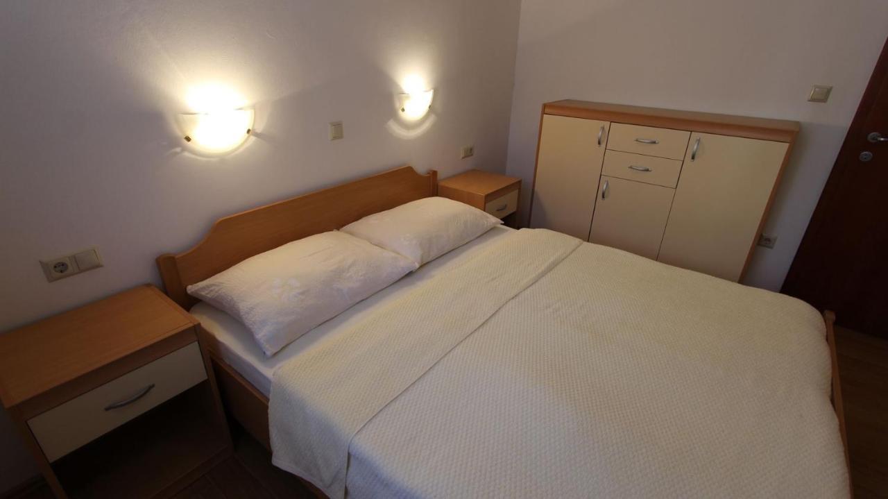 Apartments Kirincic Sveti Vid-Miholjice ภายนอก รูปภาพ