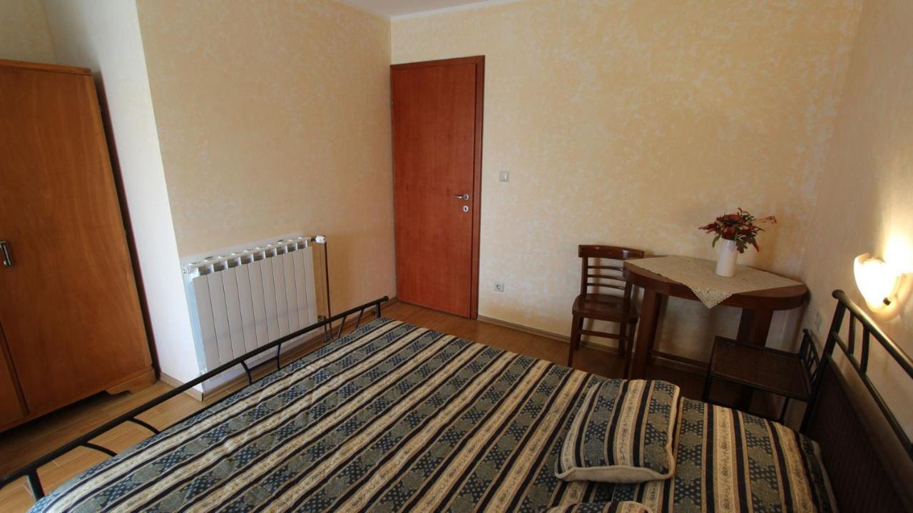 Apartments Kirincic Sveti Vid-Miholjice ภายนอก รูปภาพ