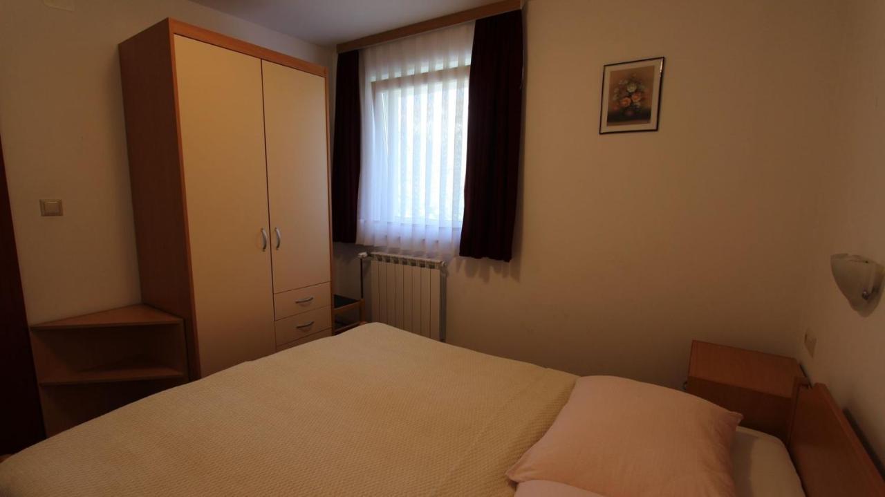 Apartments Kirincic Sveti Vid-Miholjice ภายนอก รูปภาพ