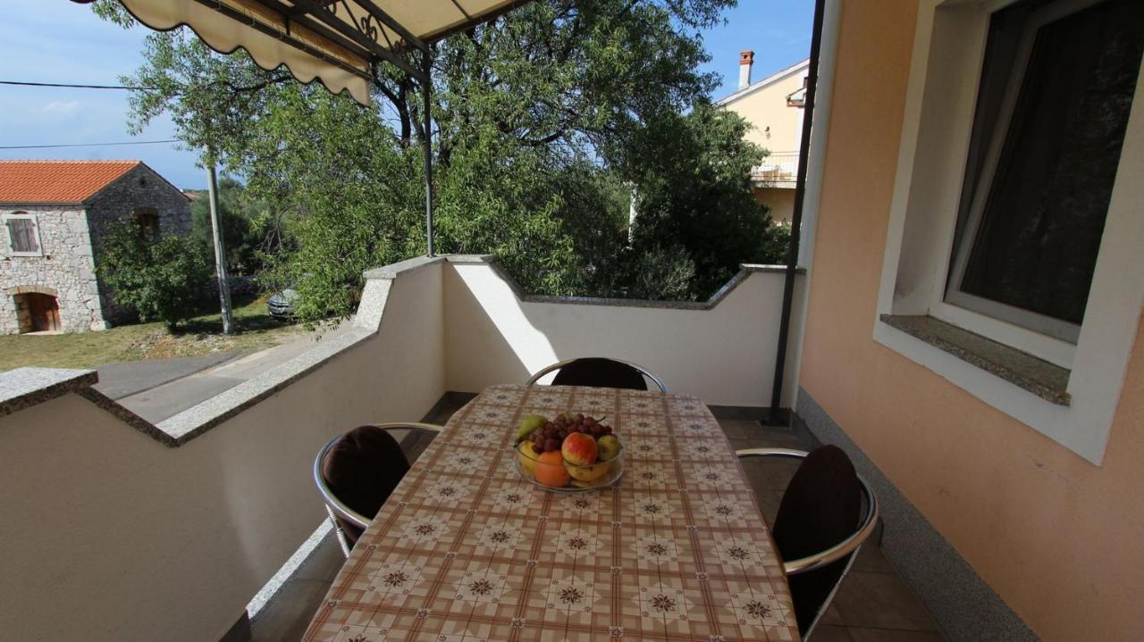 Apartments Kirincic Sveti Vid-Miholjice ภายนอก รูปภาพ