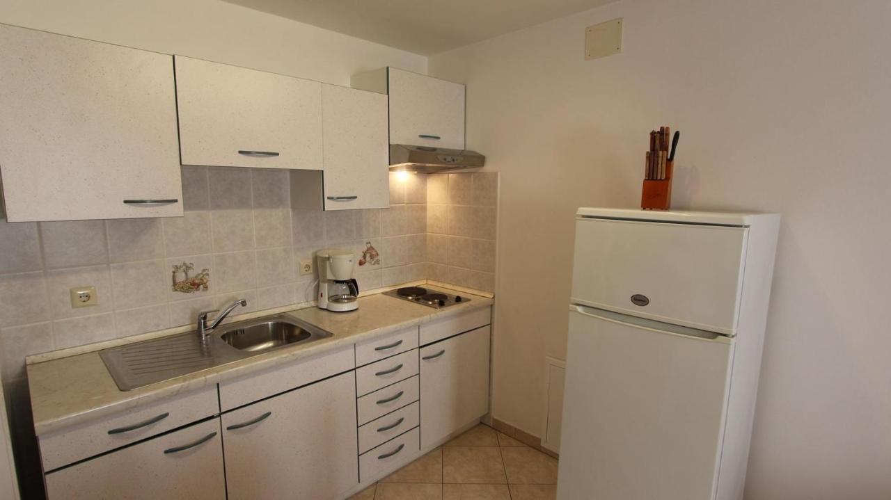 Apartments Kirincic Sveti Vid-Miholjice ภายนอก รูปภาพ