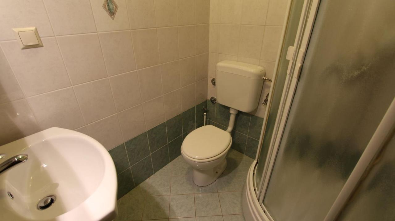 Apartments Kirincic Sveti Vid-Miholjice ภายนอก รูปภาพ