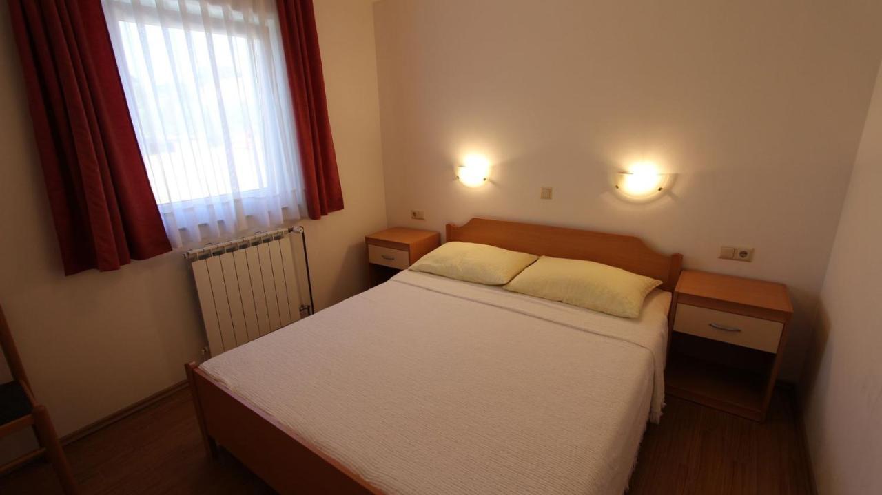 Apartments Kirincic Sveti Vid-Miholjice ภายนอก รูปภาพ